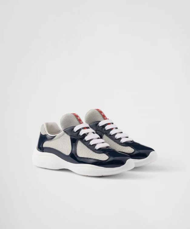Cups Sneaker
