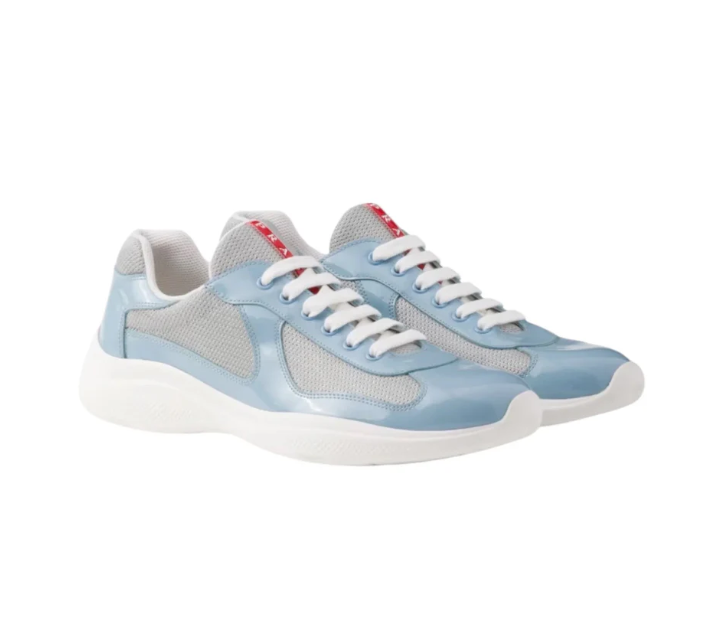 Cups Sneaker